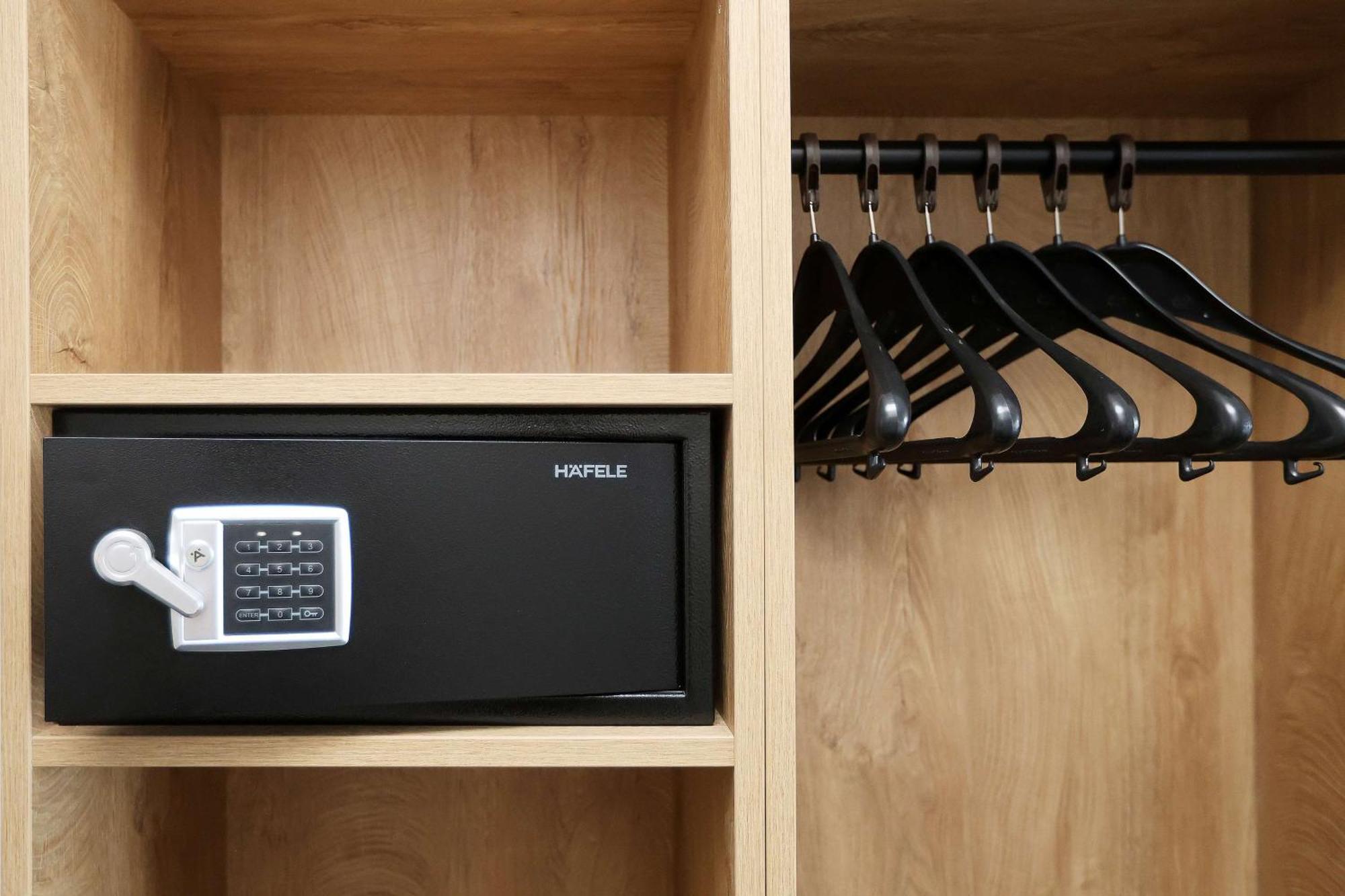 Standard Queen Room,1742569840:JPEG